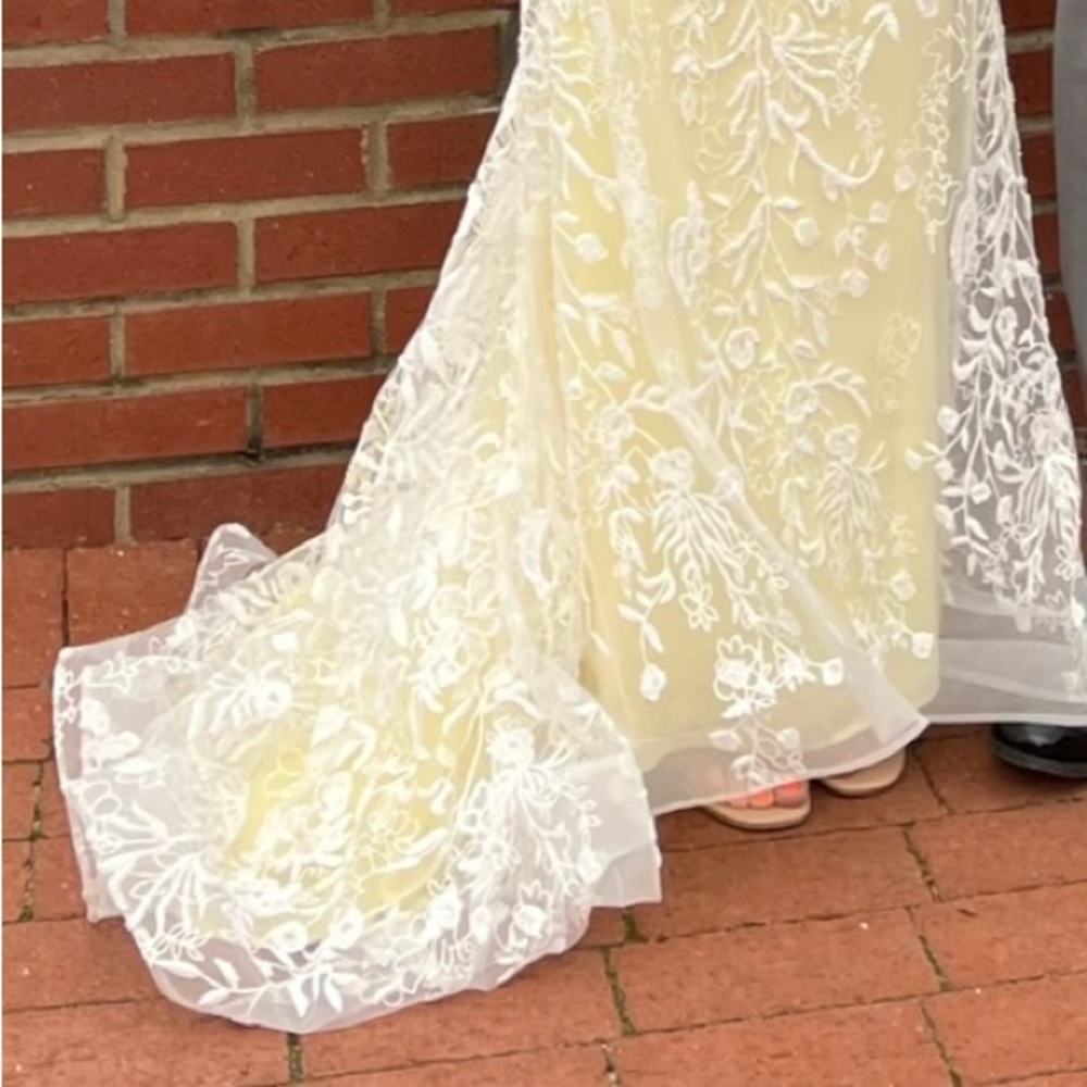 Pale yellow beaded prom dress - Picture 3 of 3
